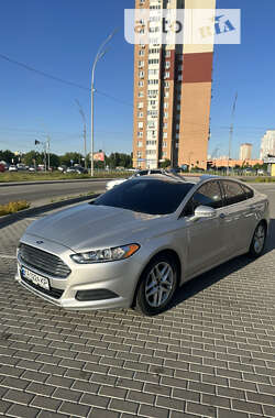 Седан Ford Fusion 2015 в Киеве