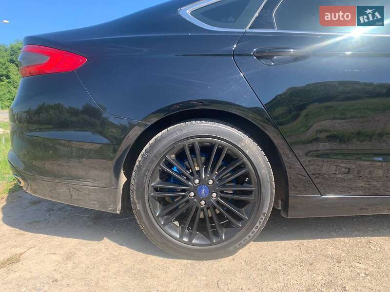 Седан Ford Fusion 2016 в Днепре