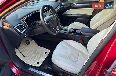 Седан Ford Fusion 2015 в Софиевской Борщаговке
