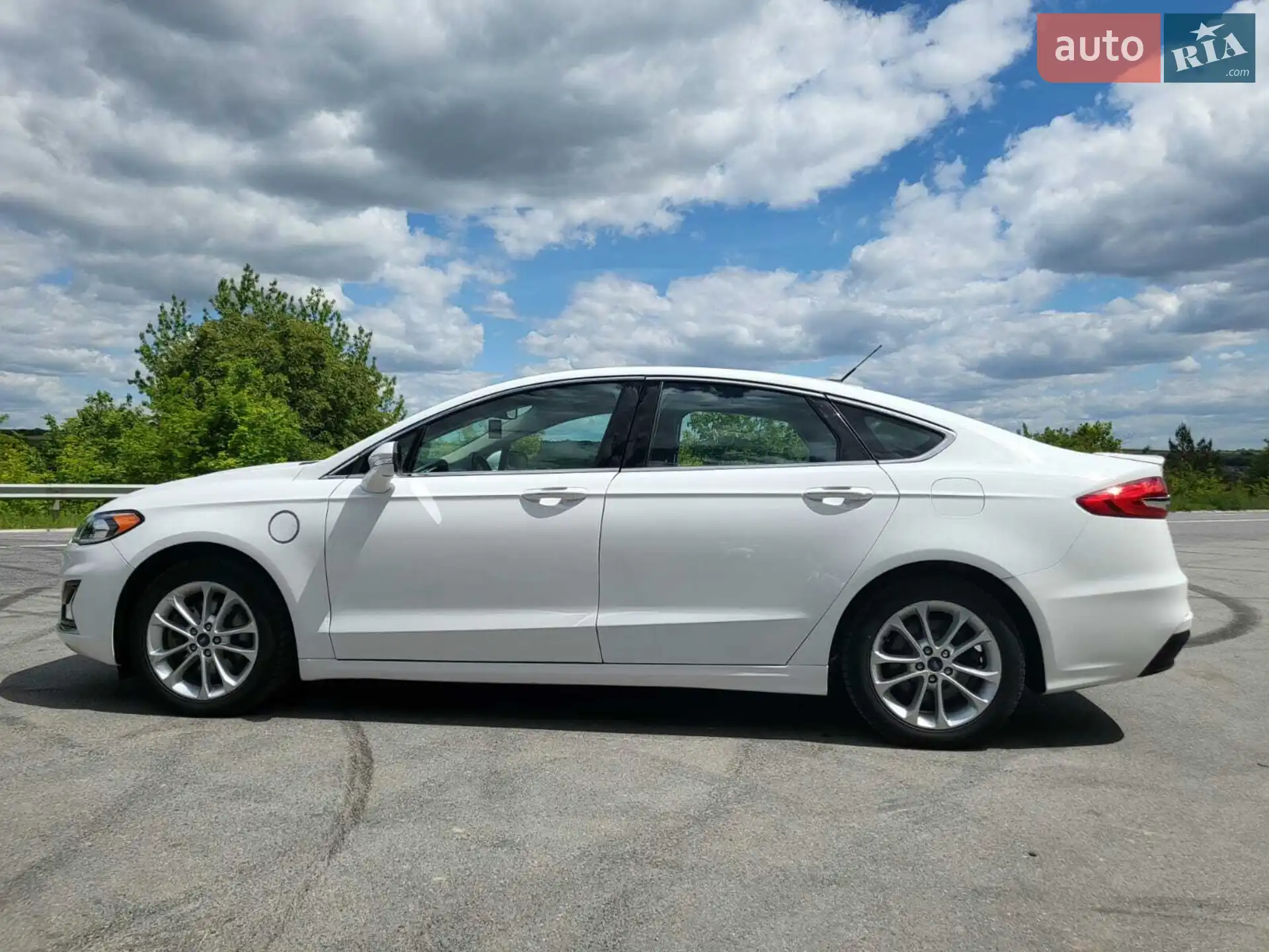 2019 Ford Fusion - фото 1