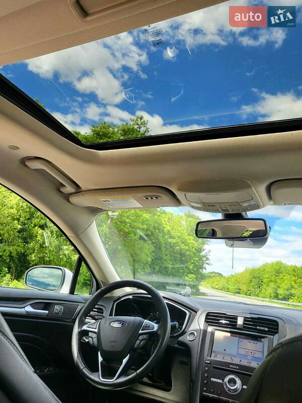 Седан Ford Fusion 2019 в Чорткове