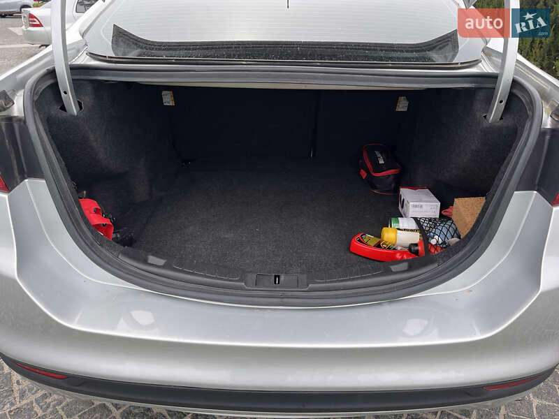 Седан Ford Fusion 2015 в Львове