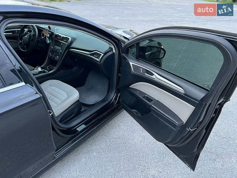 Седан Ford Fusion 2016 в Жмеринке