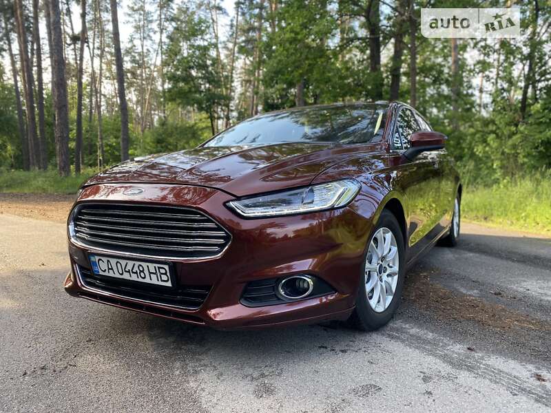 Седан Ford Fusion 2015 в Смеле