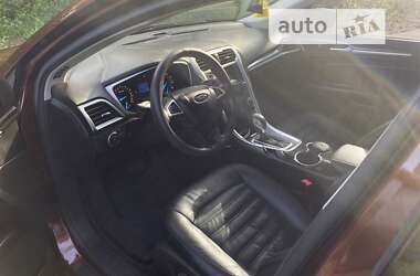 Седан Ford Fusion 2015 в Смеле