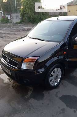 Хэтчбек Ford Fusion 2010 в 