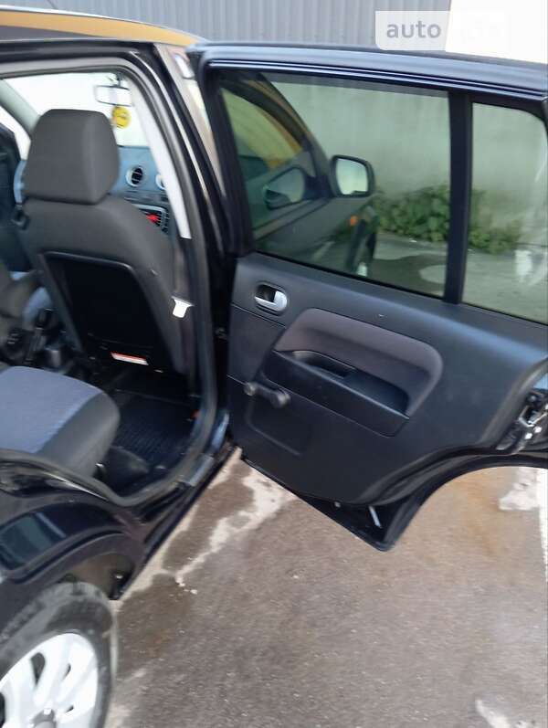 Хэтчбек Ford Fusion 2010 в Нежине фото 16 Хэтчбек Ford Fusion 2010 в Нежине