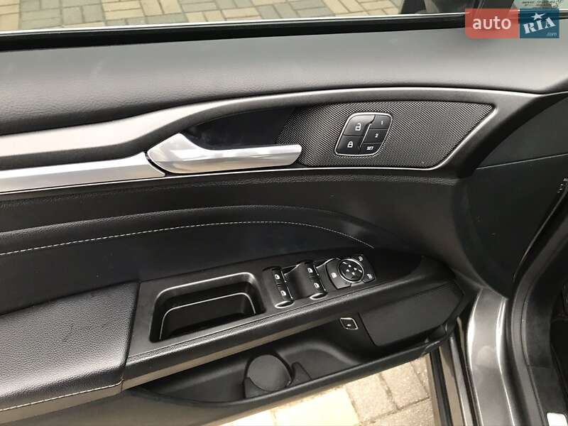 Седан Ford Fusion 2016 в Львове фото 5 Седан Ford Fusion 2016 в Львове