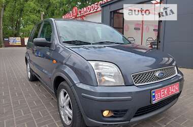 Хэтчбек Ford Fusion 2005 в Прилуках