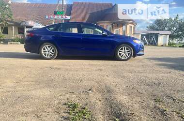 Седан Ford Fusion 2014 в Александрие