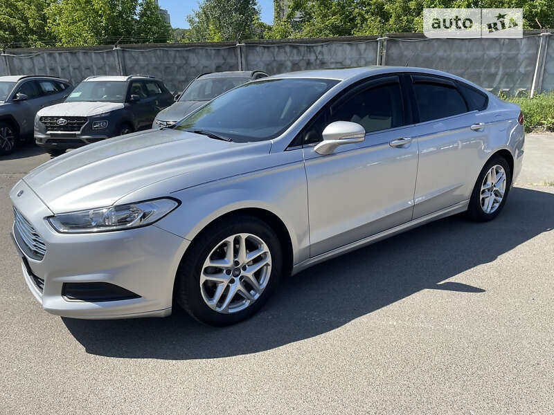 Седан Ford Fusion 2012 в Києві фото 13 Седан Ford Fusion 2012 в Києві