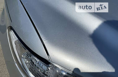 Седан Ford Fusion 2012 в 