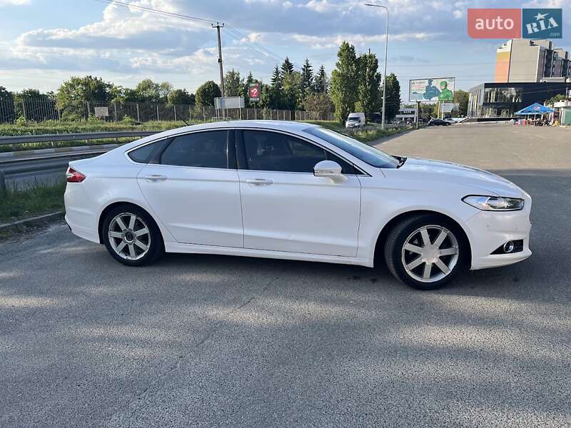 Седан Ford Fusion 2015 в Киеве