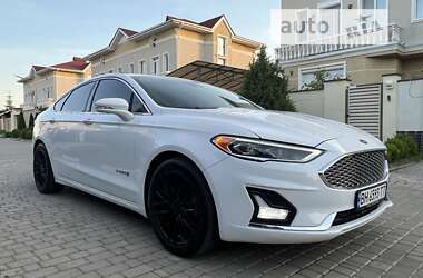 Седан Ford Fusion 2018 в Одессе