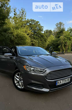 Седан Ford Fusion 2012 в Вишневом