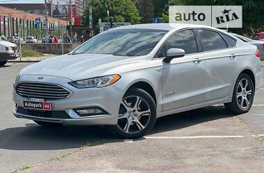 Седан Ford Fusion 2016 в Львові