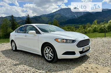 Седан Ford Fusion 2014 в Бориславі