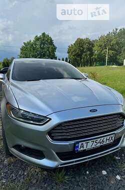 Седан Ford Fusion 2013 в Львове