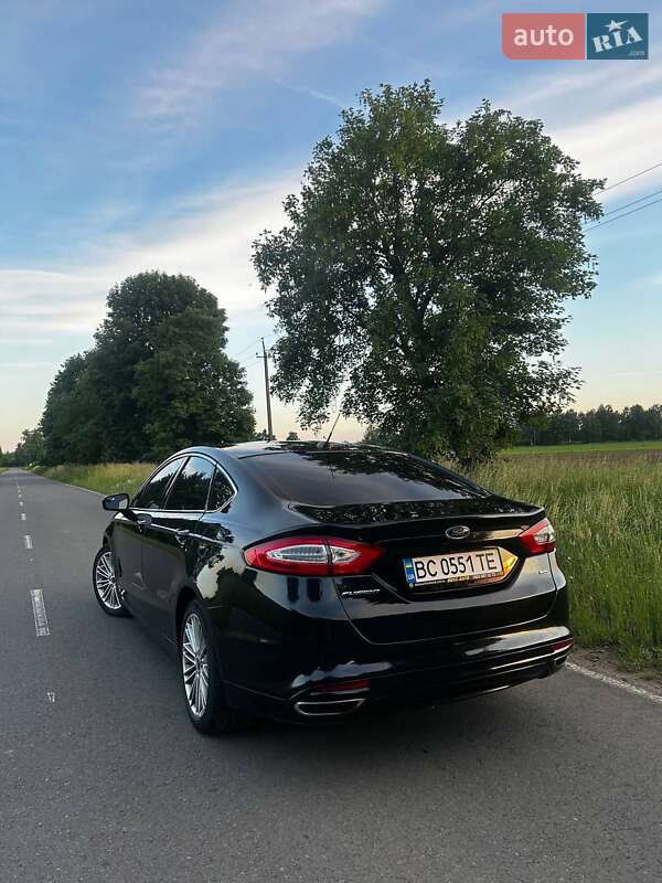 Седан Ford Fusion 2014 в Городке