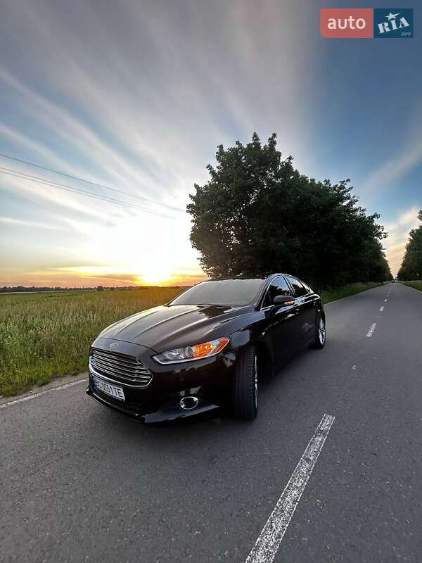 Седан Ford Fusion 2014 в Городке