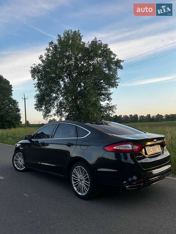 Седан Ford Fusion 2014 в Городке
