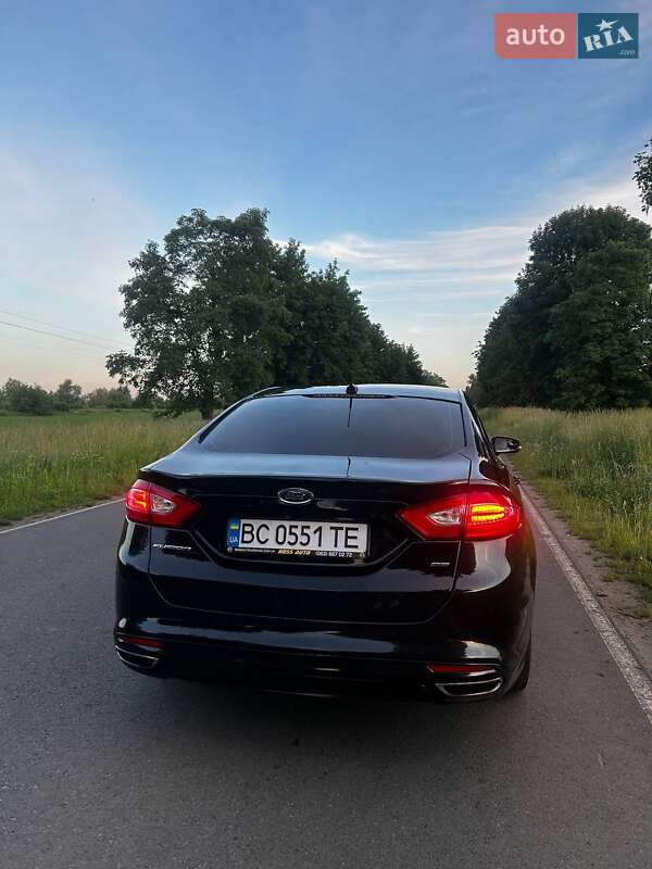 Седан Ford Fusion 2014 в Городке