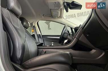 Седан Ford Fusion 2013 в 