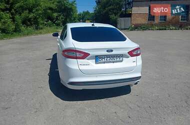 Седан Ford Fusion 2014 в Сумах