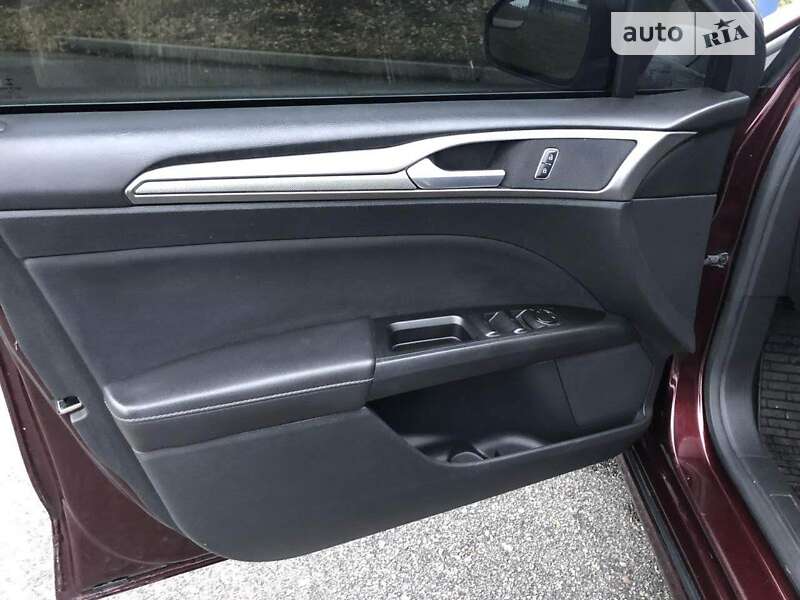Седан Ford Fusion 2016 в Кривому Розі