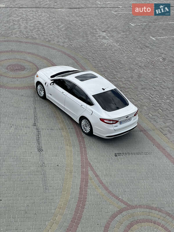 Седан Ford Fusion 2014 в Харькове