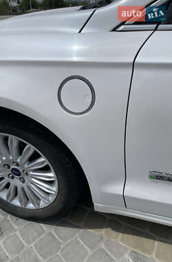 Седан Ford Fusion 2014 в Харкові