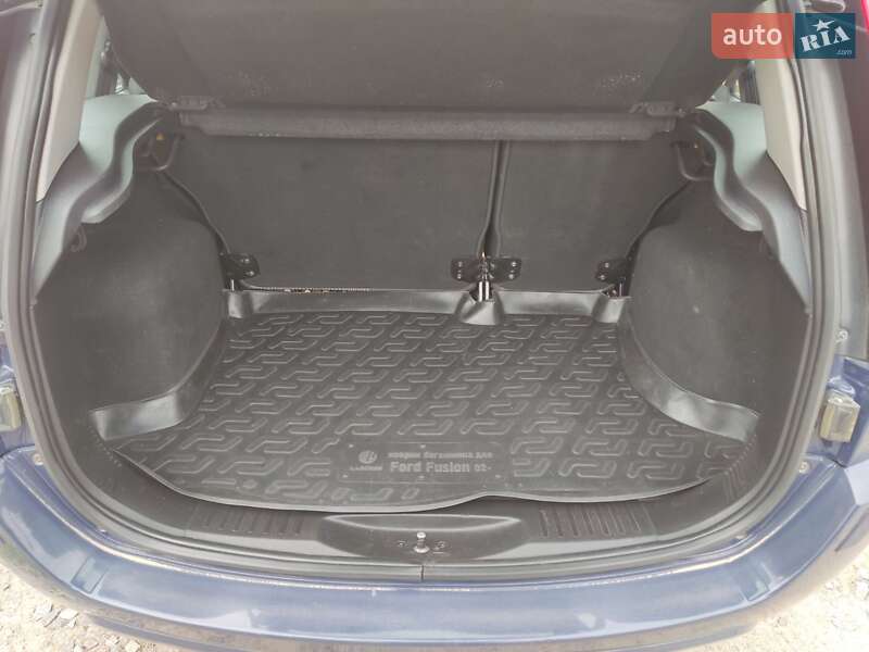 Хетчбек Ford Fusion 2011 в Хмільнику