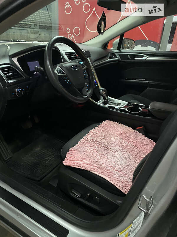 Седан Ford Fusion 2015 в Тростянце фото 19 Седан Ford Fusion 2015 в Тростянце