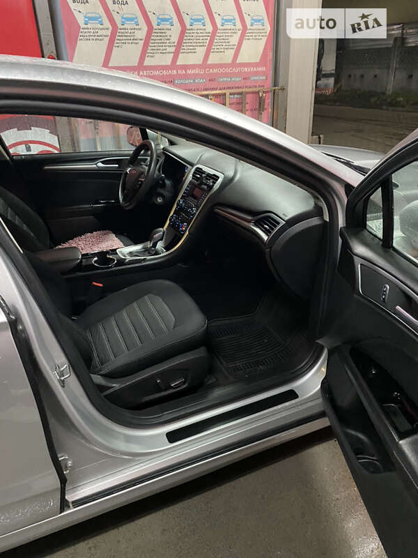 Седан Ford Fusion 2015 в Тростянце фото 24 Седан Ford Fusion 2015 в Тростянце