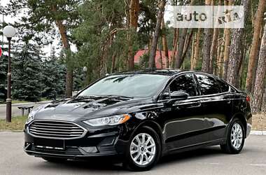 Седан Ford Fusion 2020 в Києві