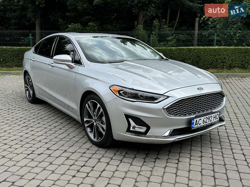 Ford Fusion 2019