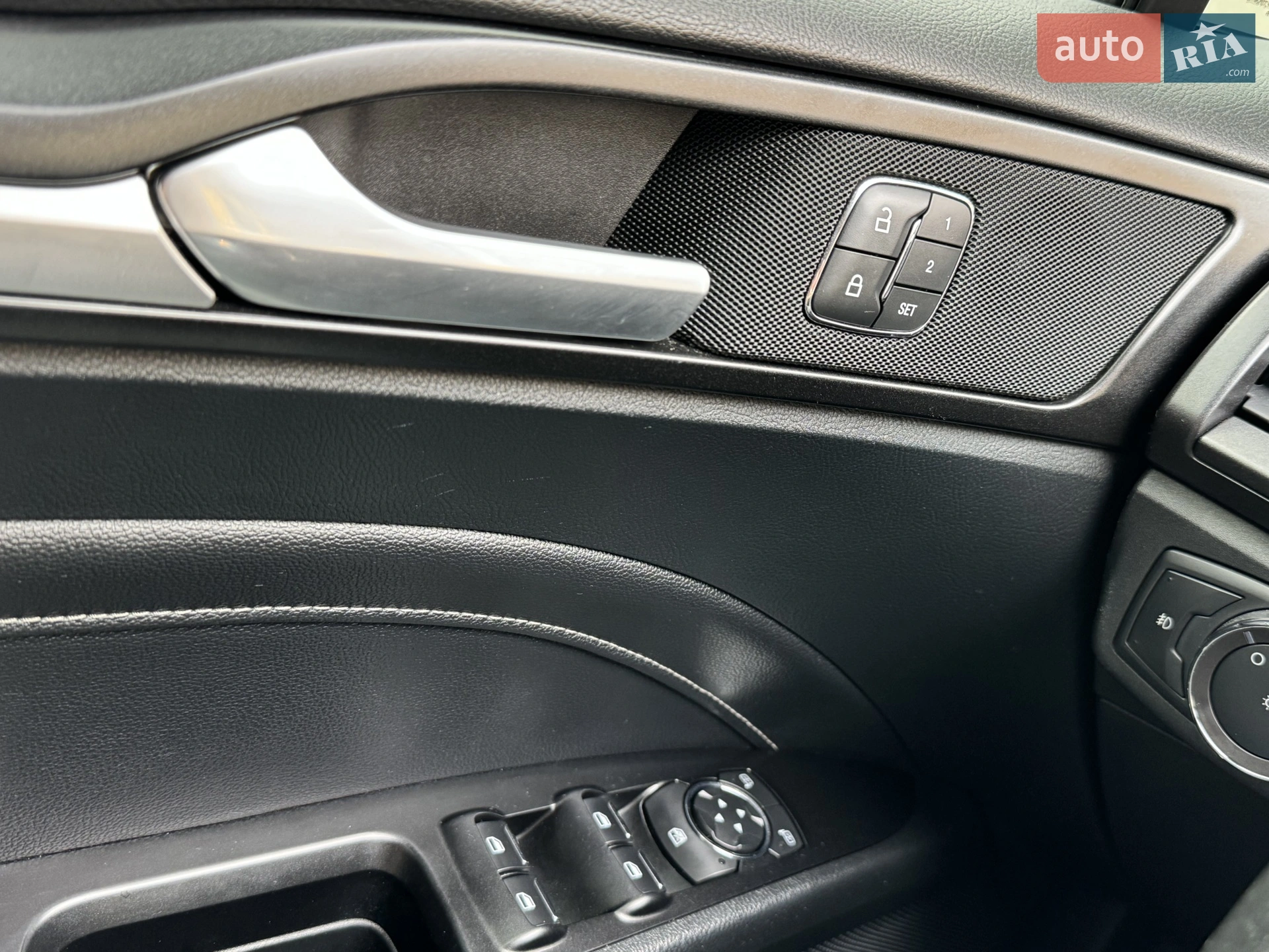 2019 Ford Fusion - мініатюра 20