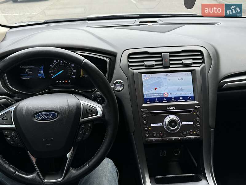 Седан Ford Fusion 2019 в Луцке