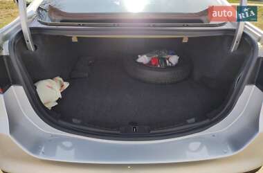Седан Ford Fusion 2015 в 