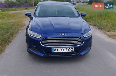 Седан Ford Fusion 2015 в Бородянці