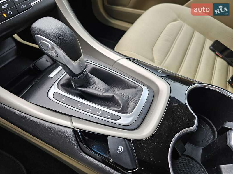 Седан Ford Fusion 2015 в Одессе