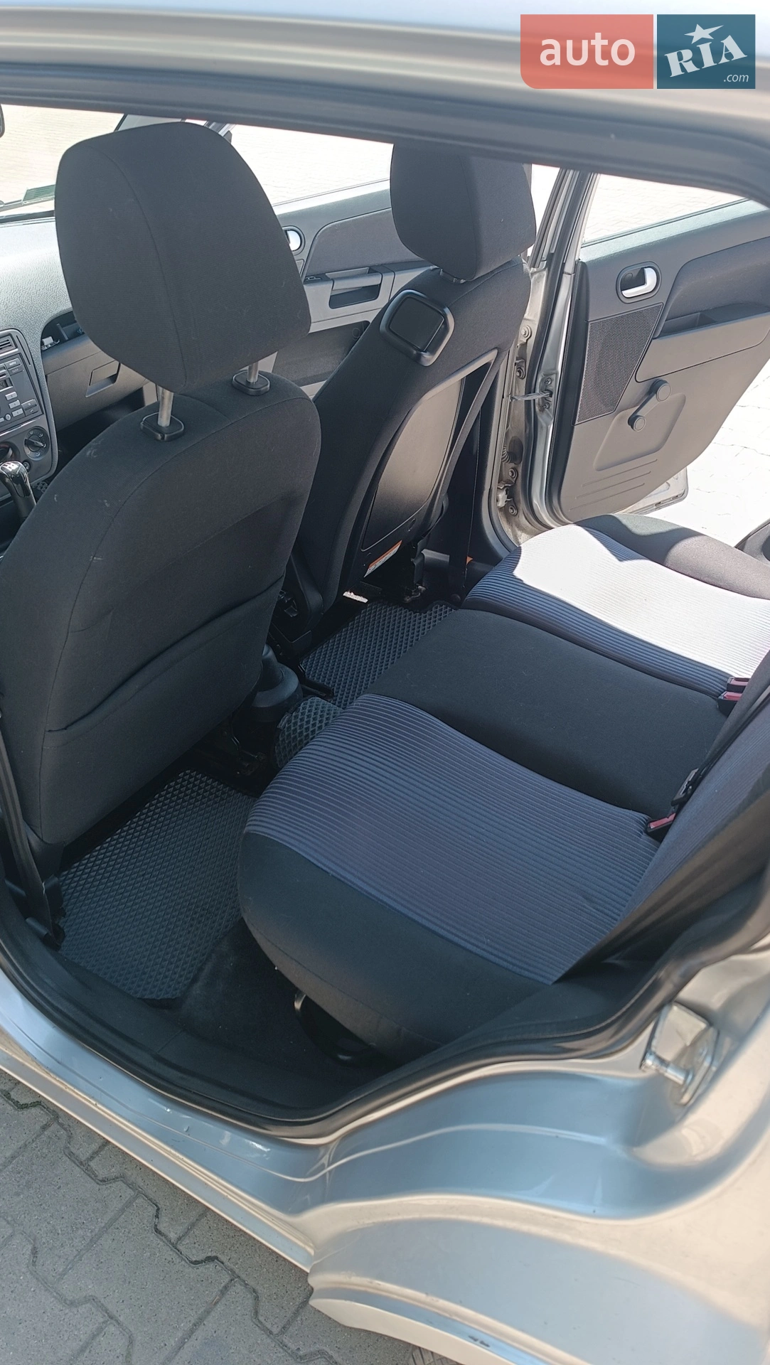 2010 Ford Fusion - мініатюра 16