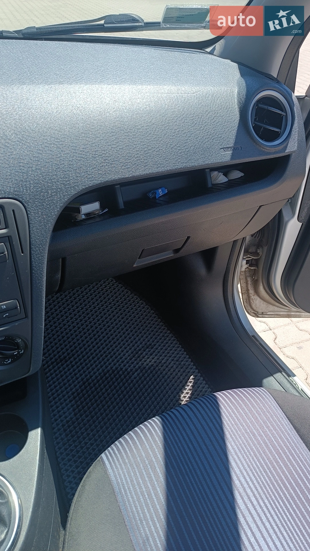2010 Ford Fusion - мініатюра 18