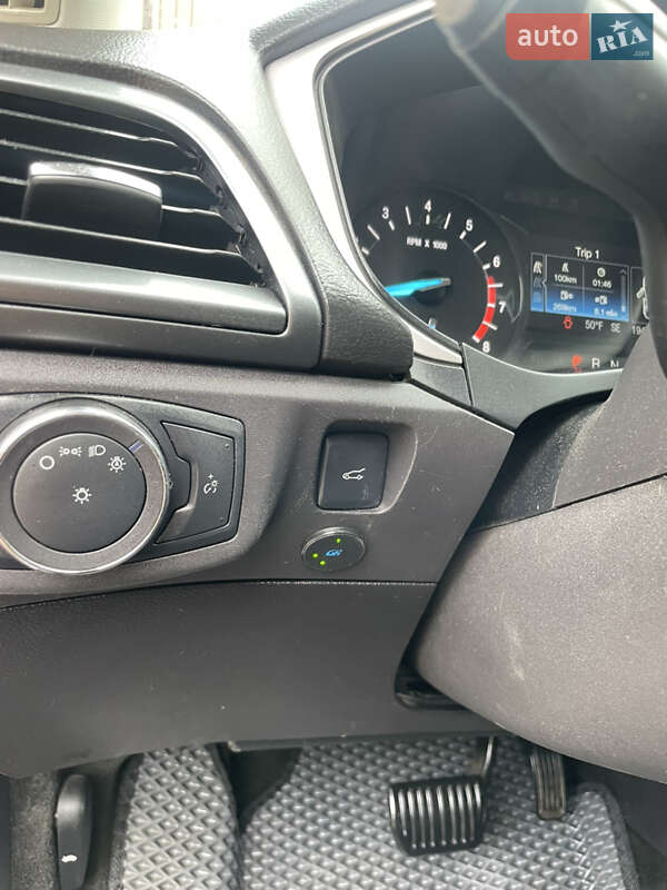 Седан Ford Fusion 2015 в Вінниці