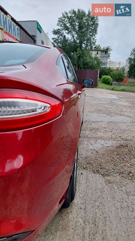 Седан Ford Fusion 2012 в Сумах