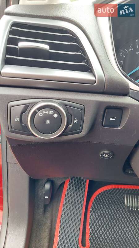 Седан Ford Fusion 2012 в Сумах