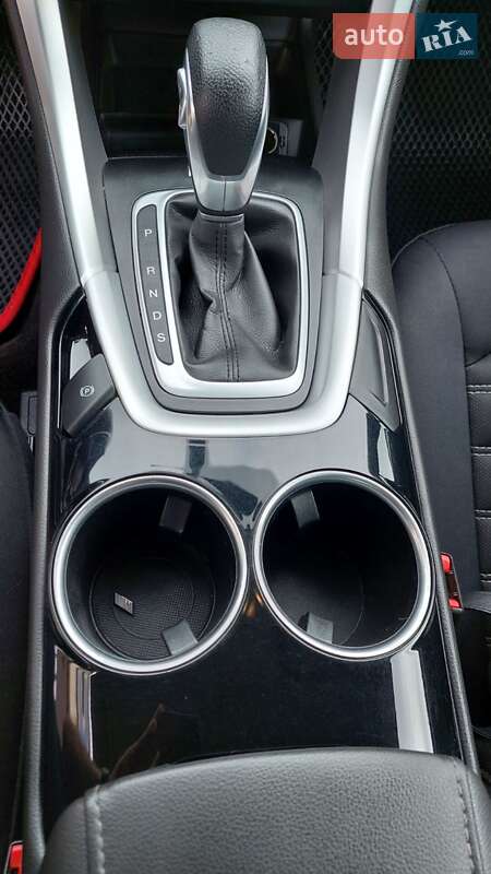 Седан Ford Fusion 2012 в Сумах