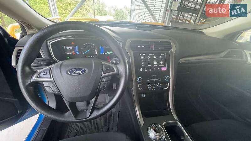 Седан Ford Fusion 2019 в Брусилові