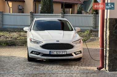 Седан Ford Fusion 2017 в Львові