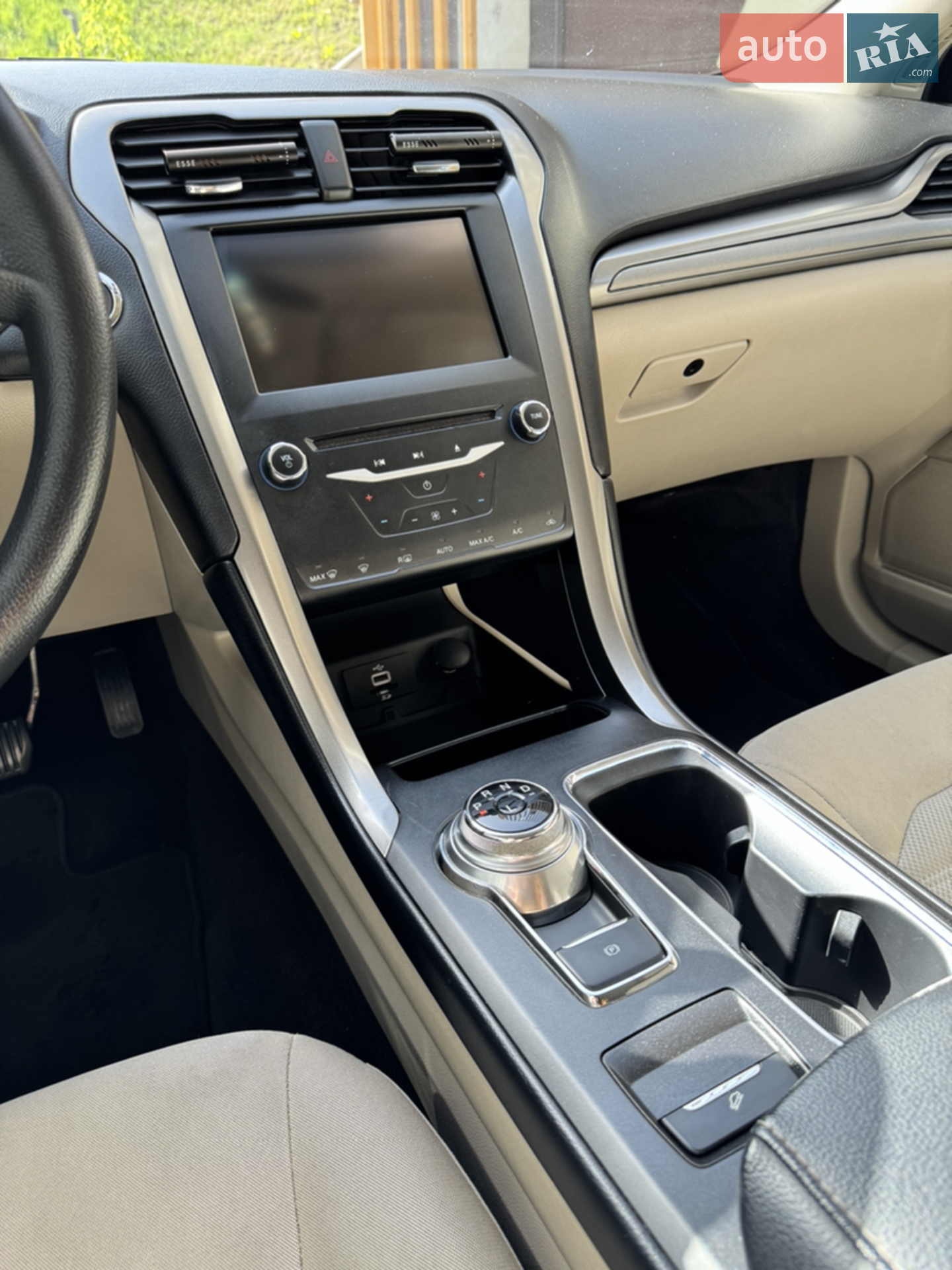 2016 Ford Fusion - мініатюра 24